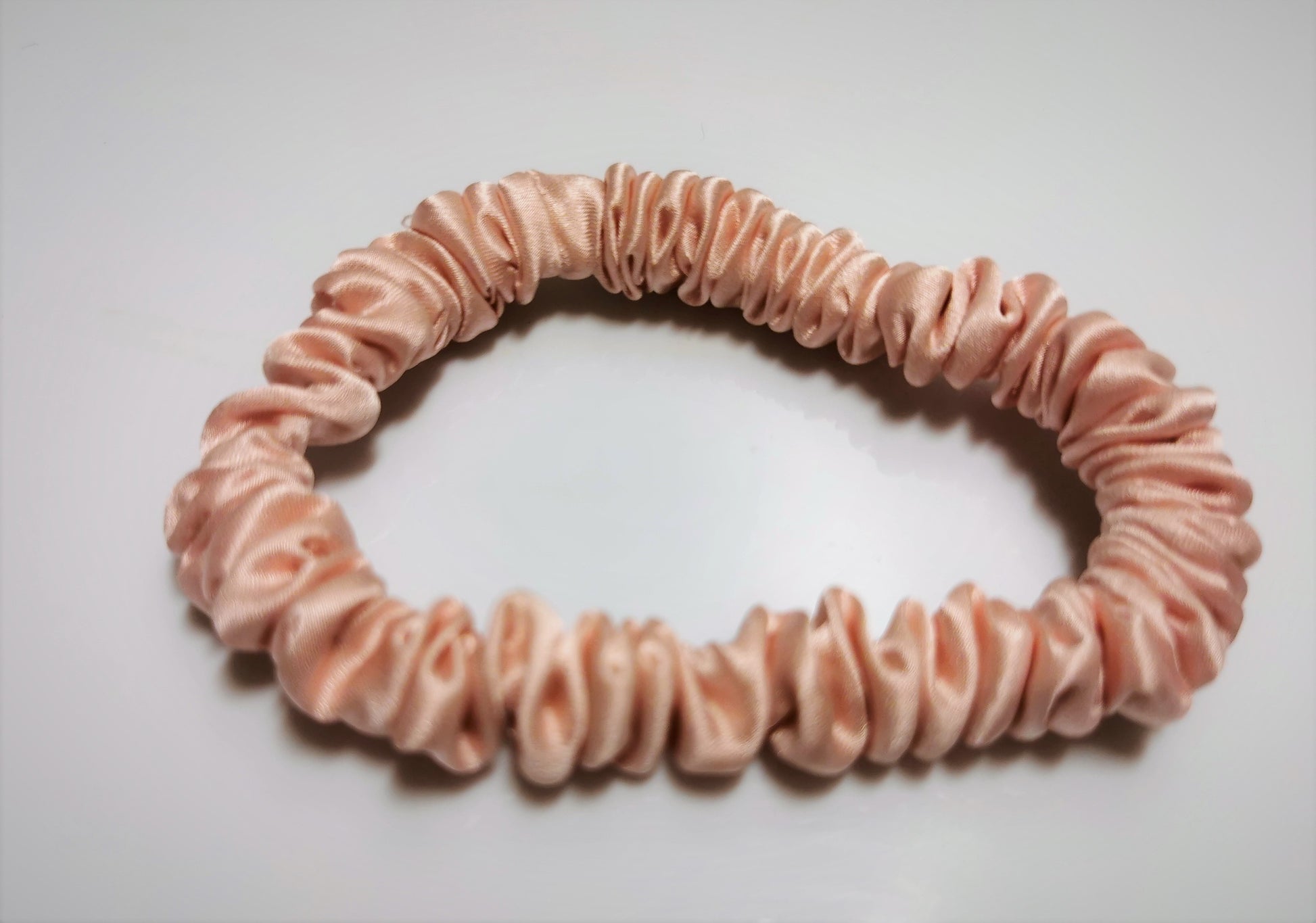Pure Mulberry silk scrunchie (small) - Ziba Copenhagen